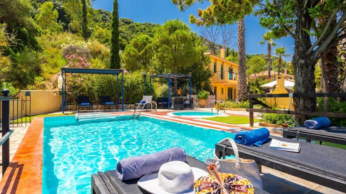 Kateleios Villa | Villa Atlantis - Three Bedroom Villa, Sleeps 6