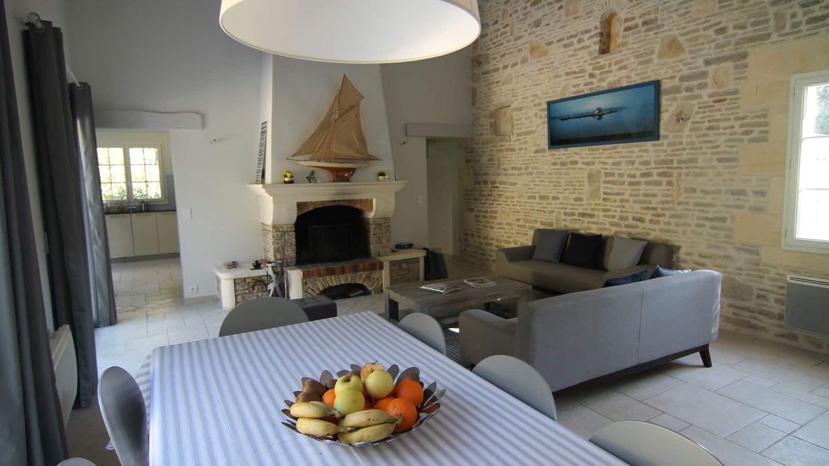Saint-Georges-d'Oleron House | Villa au Calme Avec Accès Direct à la Plage