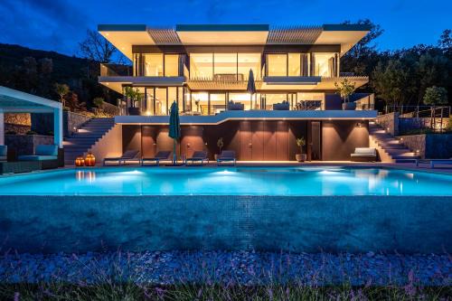 Medveja Villa | VILLA AURA