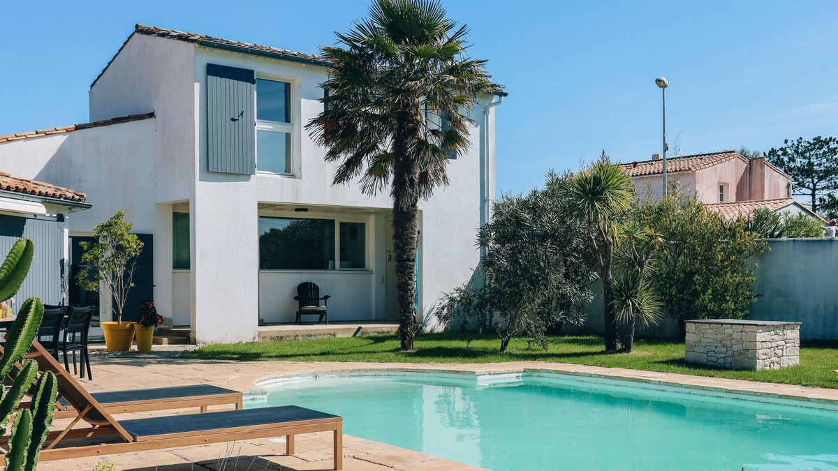 Les Portes-en-Re Villa | Villa Aurora - Very centre - Pool