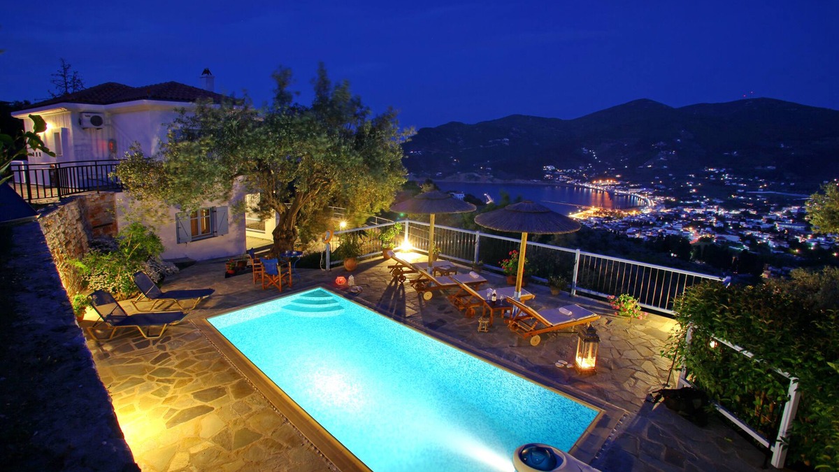 Skopelos Villa | Villa Avaton Magnificent sea view and Skopelos town