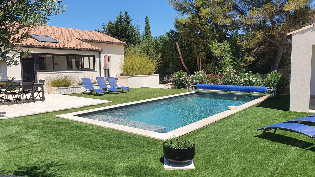 Serviers-et-Labaume House | Villa Avec Piscine en Pays D'uzès - Pont du Gard