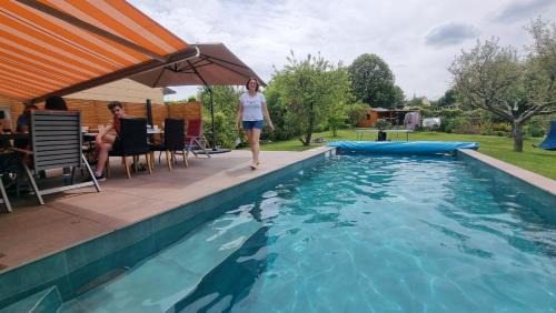 Heillecourt Villa | Villa avec piscine By Platinum Homes- capacité 8 personnes - Heillecourt
