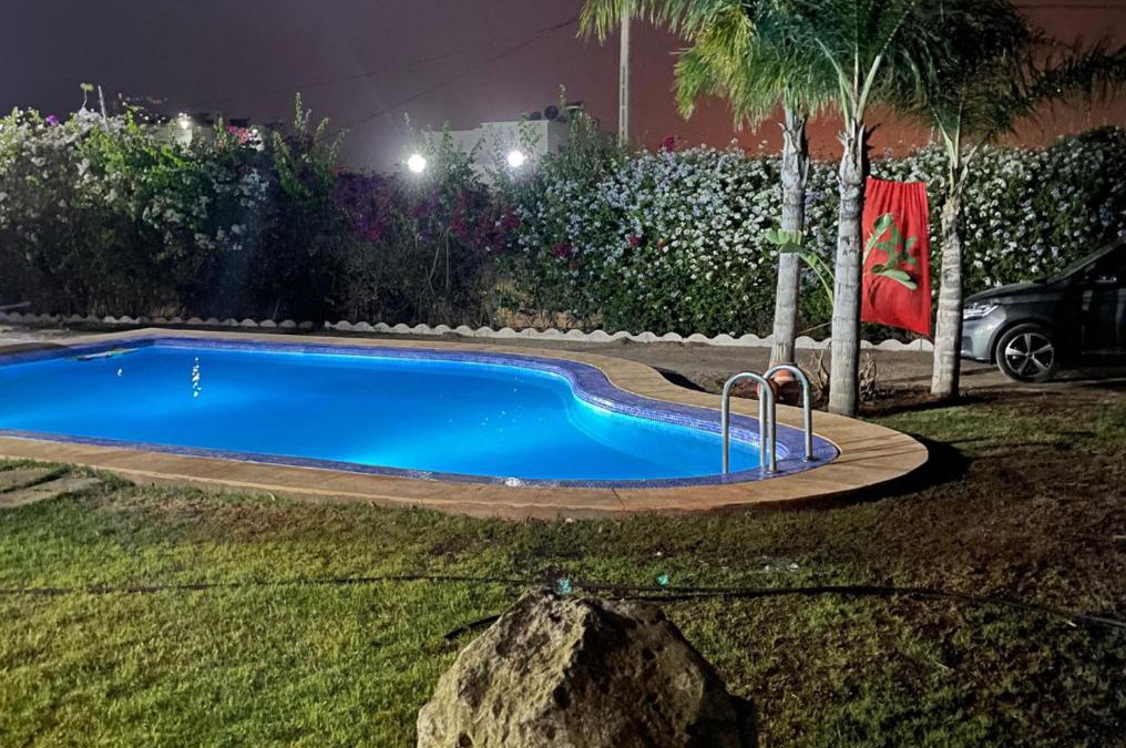 Laghdira Villa | Villa avec piscine et jardin privés