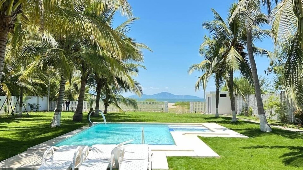 Isla Conchagaita Villa | Villa Azalea
