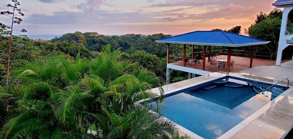 Samara House | Villa Azul