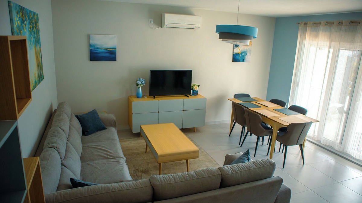Mostar Villa | Villa Azzurra Mostar private Swimming Pool (secluded)