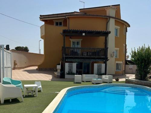 Agrigento Apartment | Villa Baia Smeralda by Holiday World