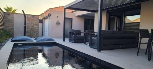 Naturist Village Villa | Villa Balagan - El Pueblo 7 - Luxe - 6 personnes