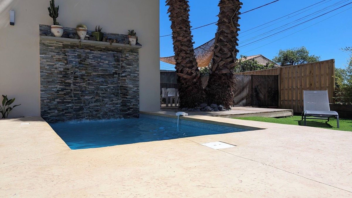 Tourbes Villa | Villa Bali Provençal