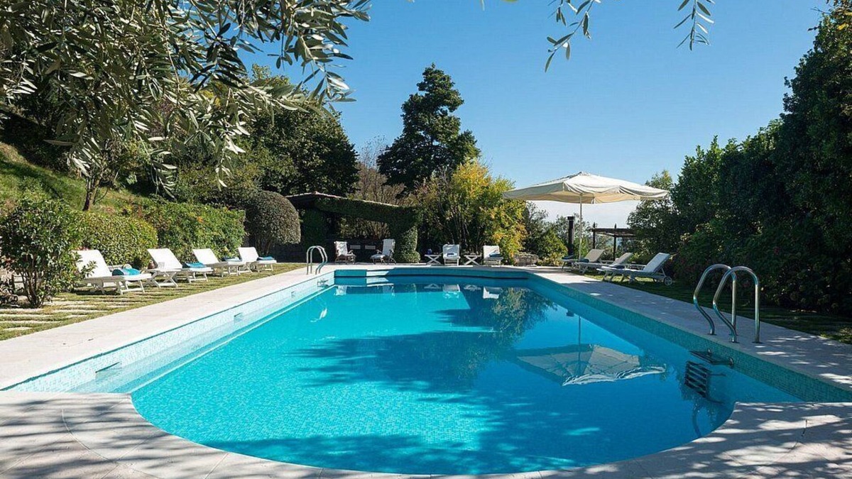 Asolo Villa | Villa Barocca: A splendid seventeenth-century three-story historical villa, with Free WI-FI.