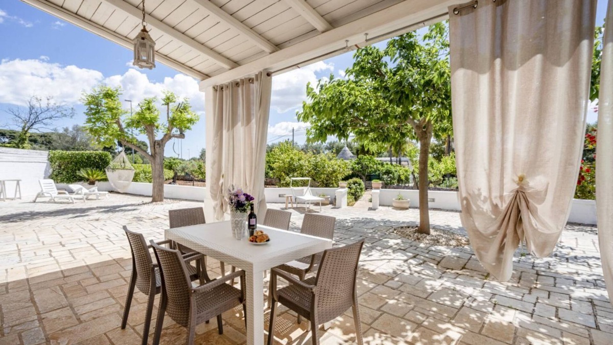 Fumarola Villa | Villa Beatrice: Countryside Charm in Ostuni