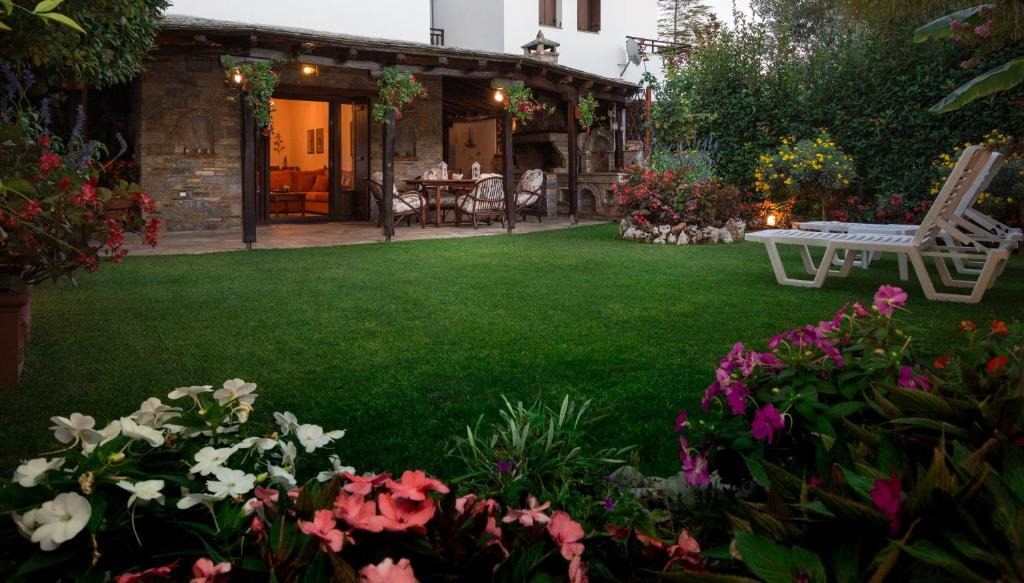 Koropi House | Villa Begonia by the sea