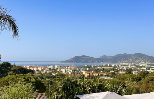 La Croix des Gardes Villa | VILLA Bella CANNES Croix des Gardes