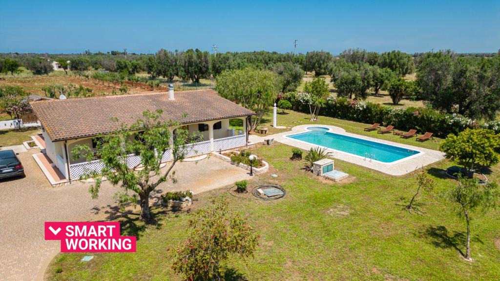 San Vito dei Normanni Villa | Villa Bella con piscina by Wonderful Italy