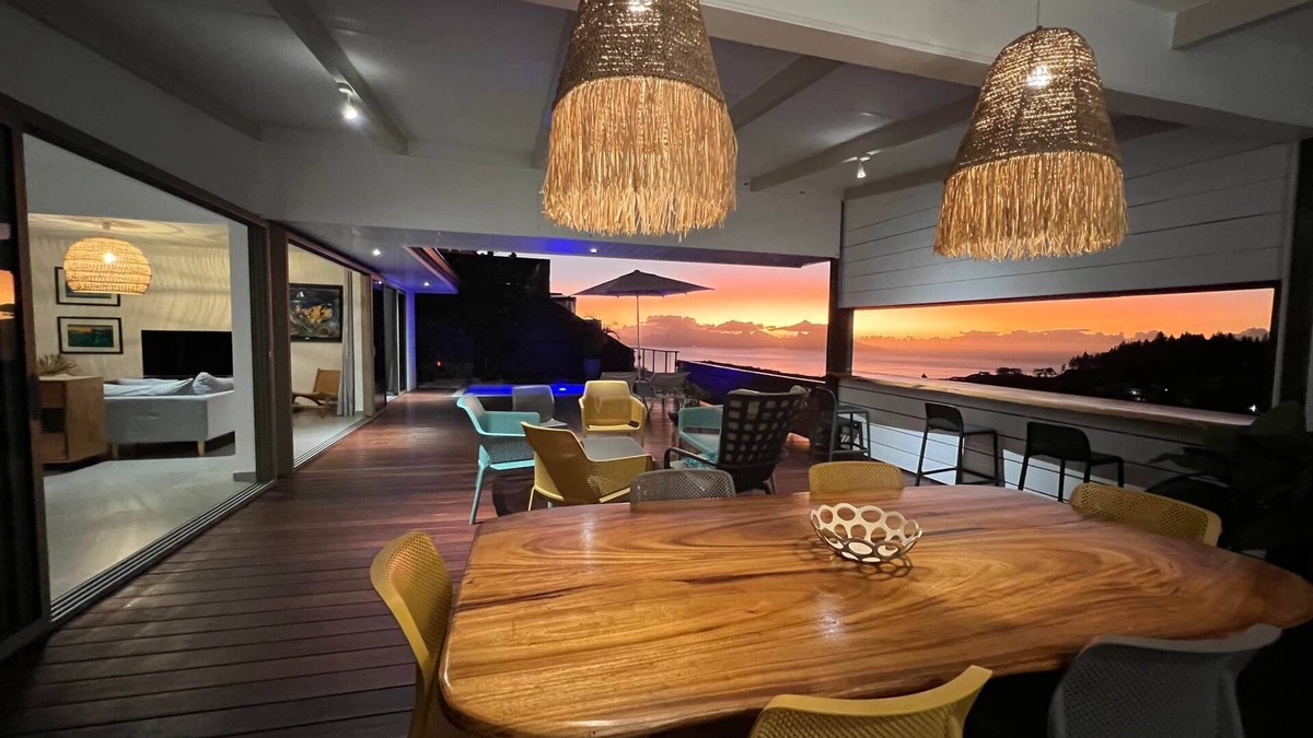 Punaauia Villa | Villa Bella Vista with Concierge