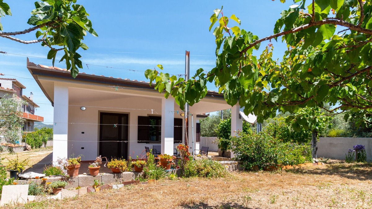 Oliena Villa | Villa Bella Vista with A/C