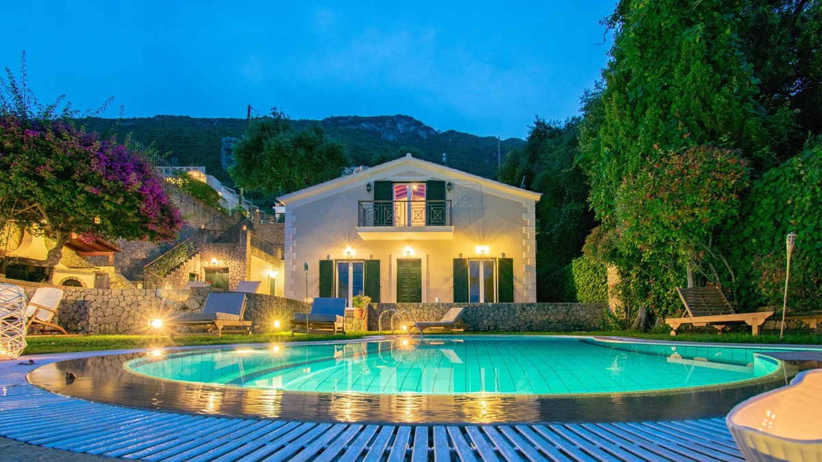 Benitses Villa | Villa Benele on the beach, Greece on Corfu