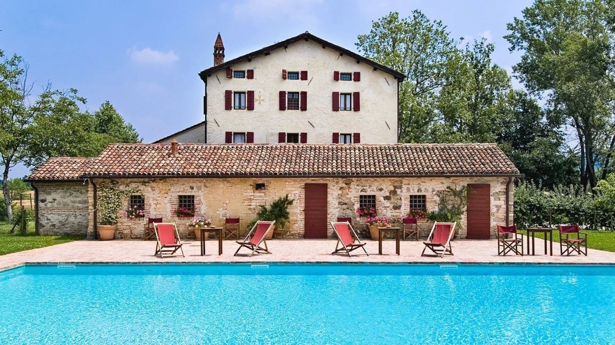 Bastia Villa | Villa Benne - Seven Bedroom Villa, Sleeps 14