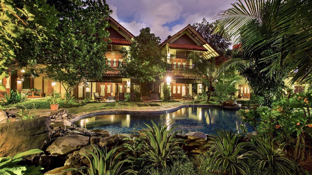 Prawirotaman Villa | Villa bernuansa taman yang asri