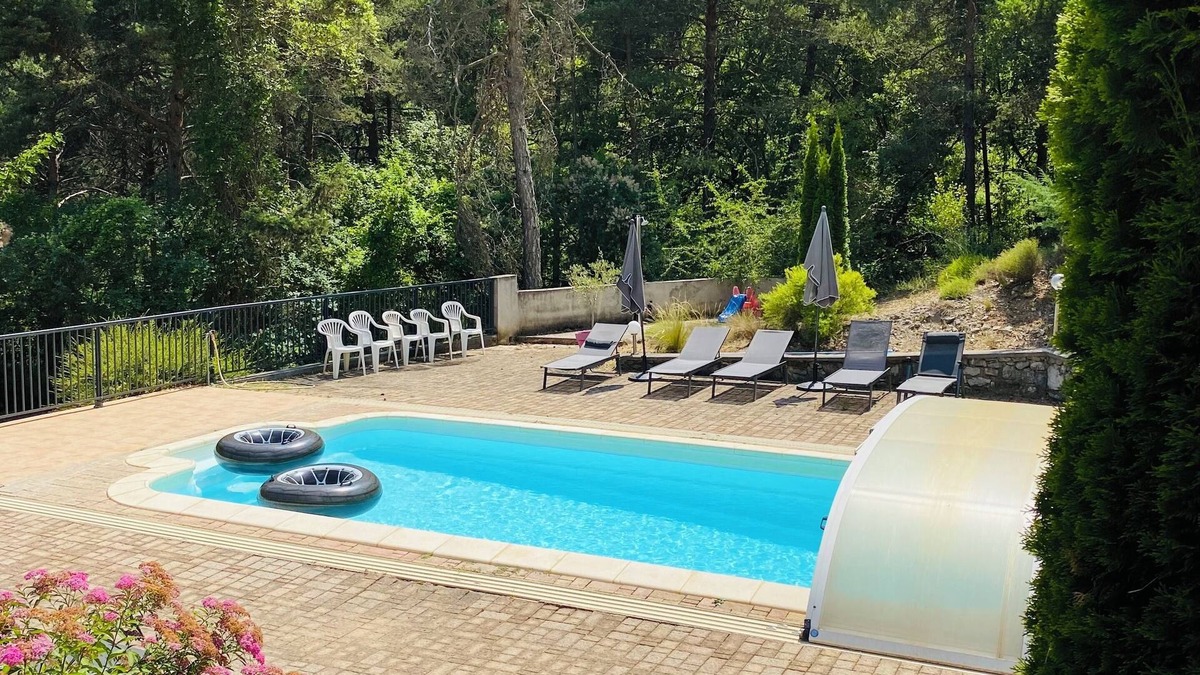 Puget-Theniers Villa | Villa between land and sea with swimming pool