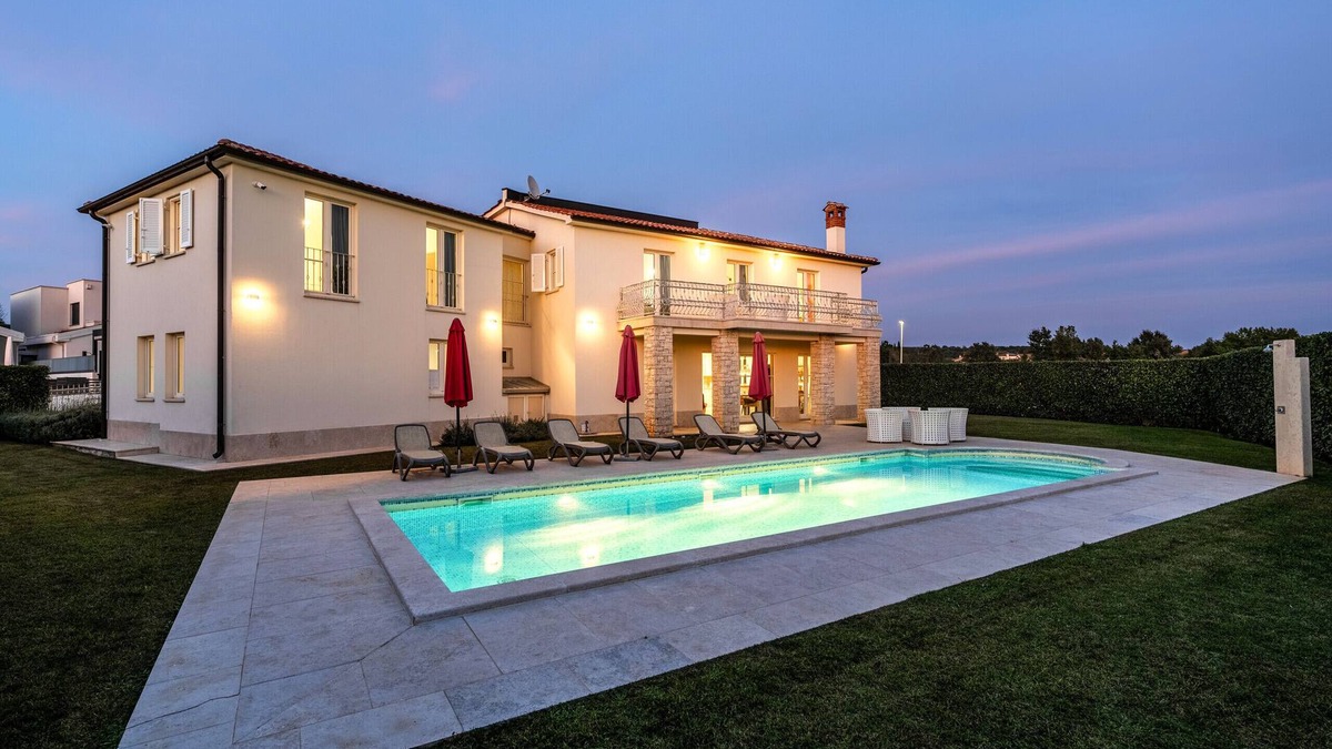 Labinci Villa | Villa Bincila for 12 people near Poreč with sea view & beautiful garden