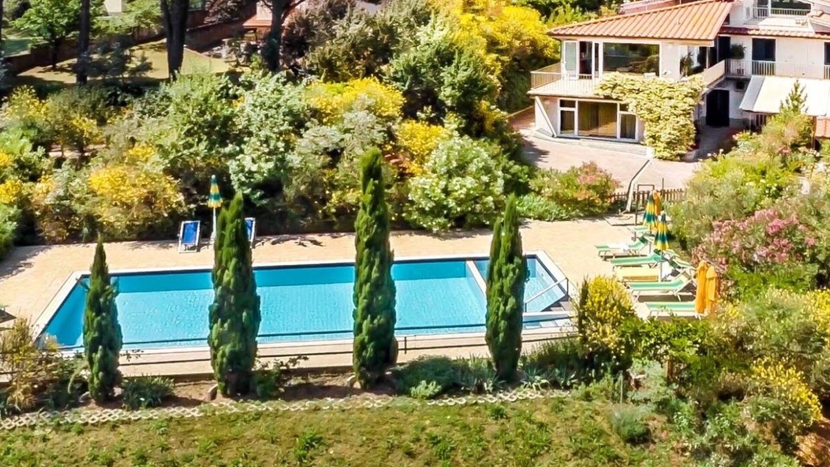 Bobolino Villa | Villa Bobolino, your Tuscan vacation with private pool (18 people)