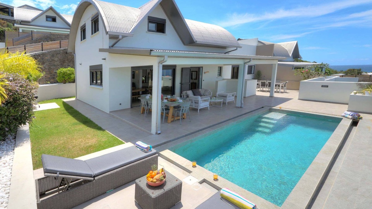 Grand Bois Villa | Villa Bois de Rose/Heated pool/4 bedrooms, 4 bathrooms/8 pers.