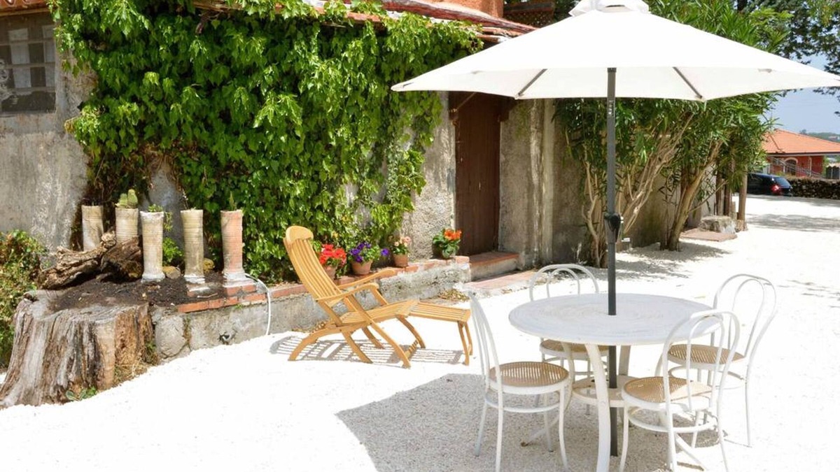 Viagrande Apartment | Villa Bonaccorso - Il Casotto Bouganville