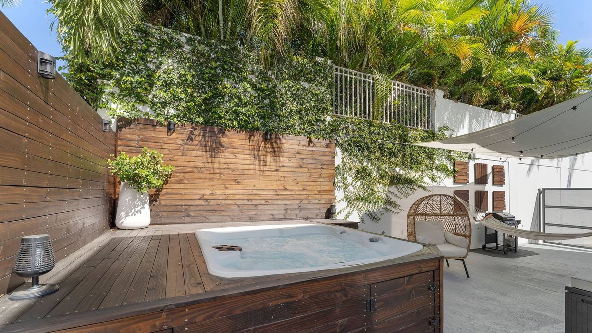 Ensenada Villa | Villa Bonet at La Marina - hot tub, pool and walking distance from the beach