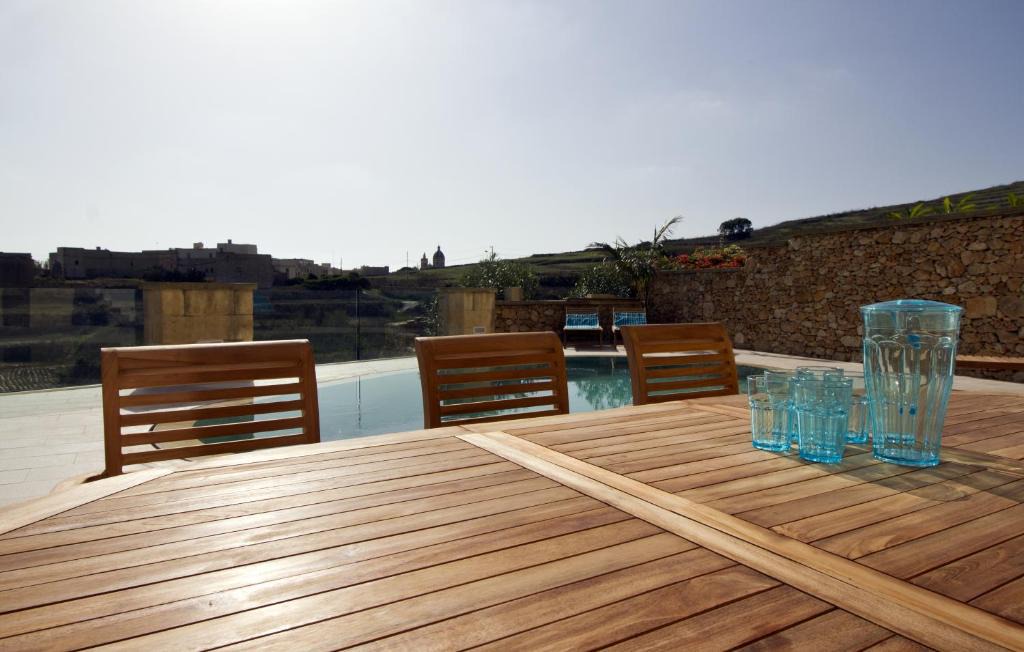 Ta' Għammar Villa | Villa Boomerang