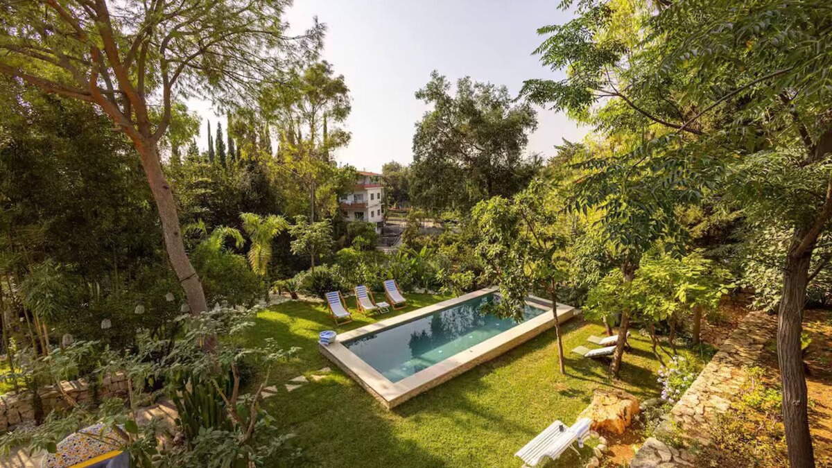 Kfardebian Villa | Villa Botanica Private Escape
