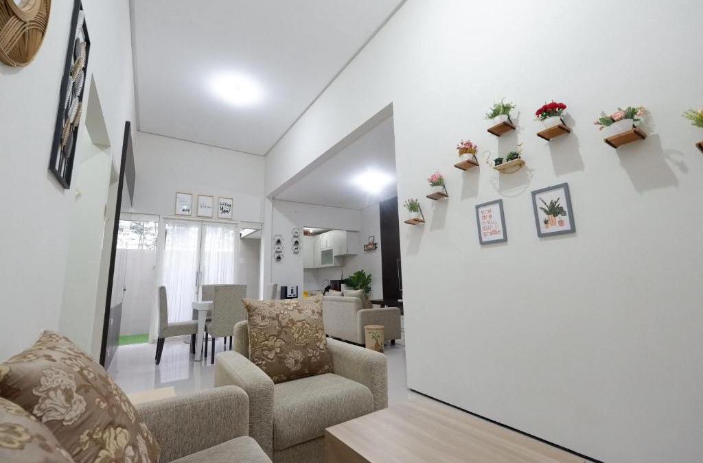 Dinoyo Villa | Villa Brassia - 3 Bedrooms