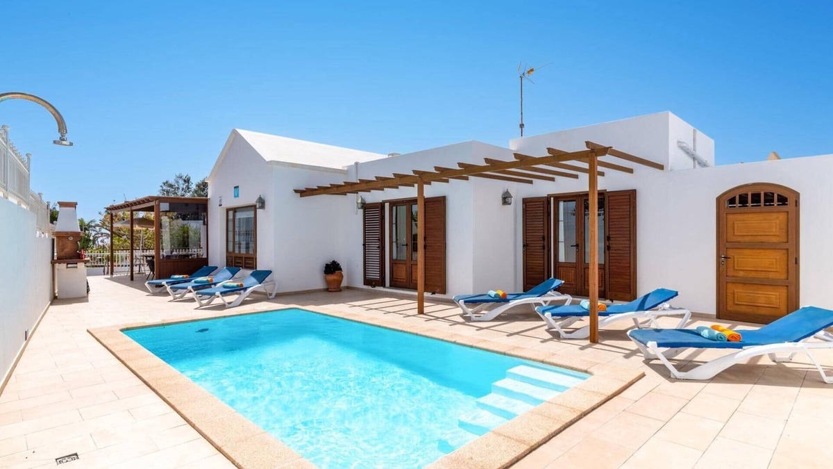 Matagorda Villa | Villa Breezes by Villa Plus