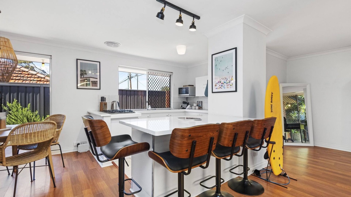 Scarborough House | Villa Brisa Marina, 600m to Scarborough Beach!