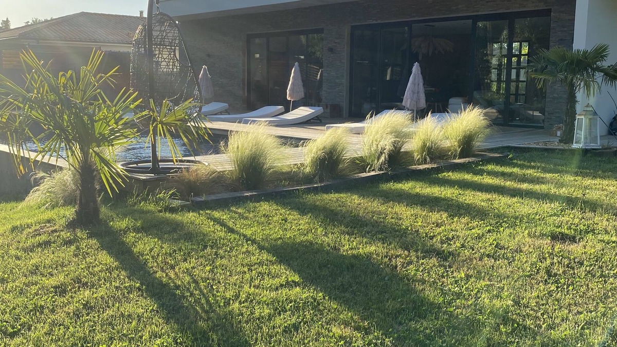 Leognan Villa | Villa Brisson