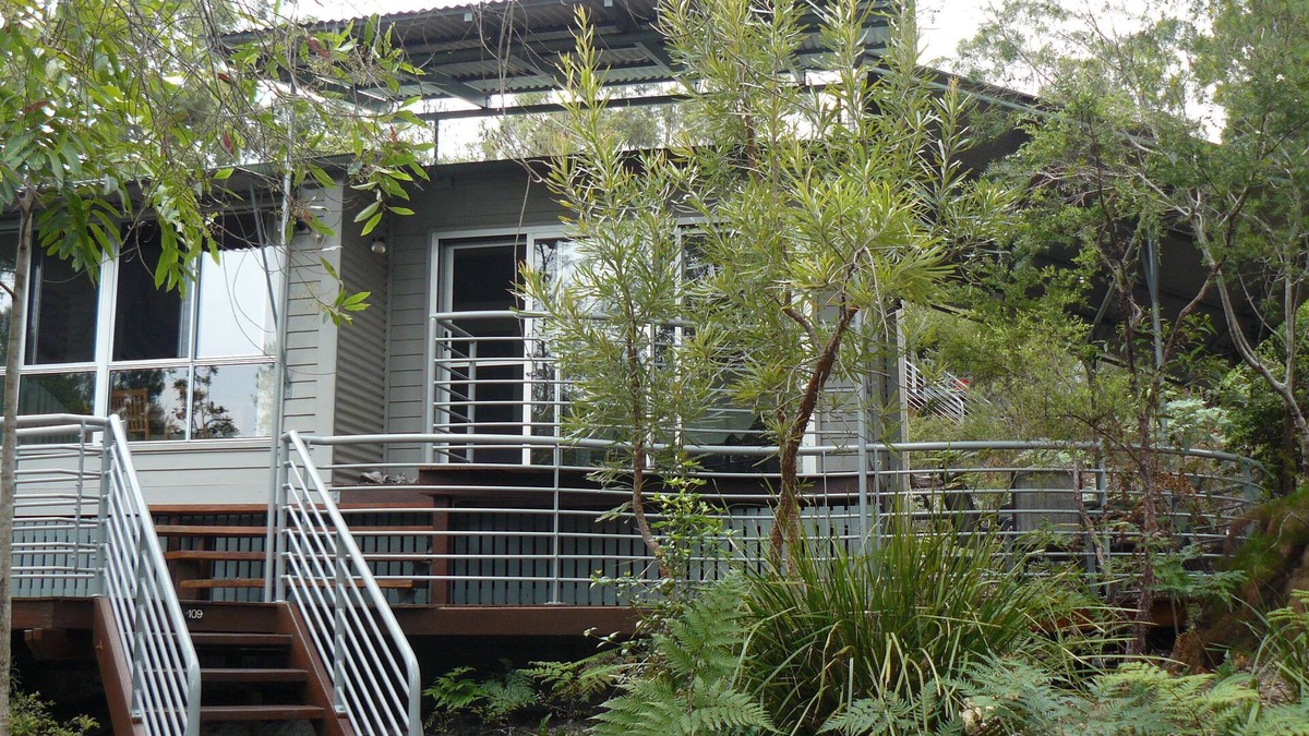 Kingfisher Bay Villa | Villa by the Beach @ Kingfisher Bay Resort. Family friendly + ideal for couples