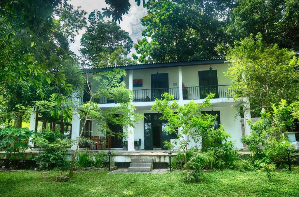 Moratuwa Villa | Villa by the Lake Bolgoda, Moratuwa-Colombo