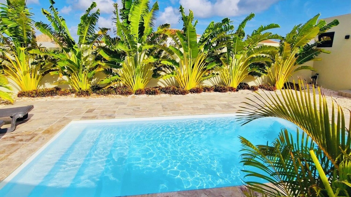 Marie Pampoen Villa | Villa Cabana Mambo Beach