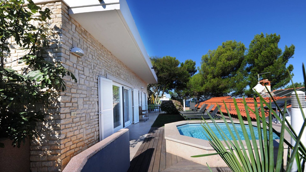 Crveni Vrh Apartment | Villa Cablex II oasis of calm