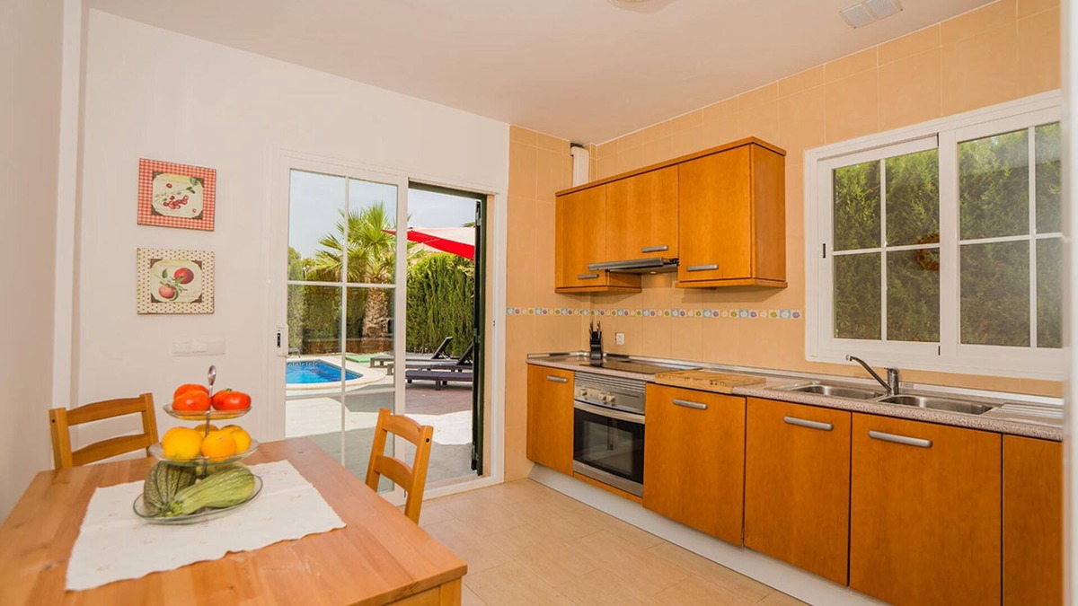 Puig de Ros Villa | Villa CAN CALDERO- Chalet for 8 people in Puig de Ros with terrace and private pool - Free Wifi
