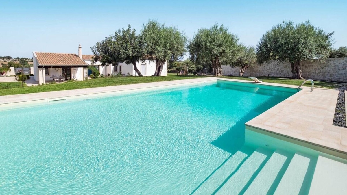 Rosolini Villa | Villa Candia (10 Guests) – Modica Area