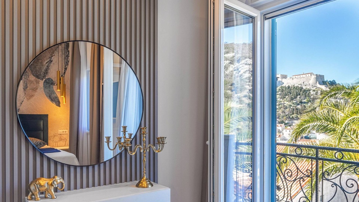 Hvar Old Town Apartment | Villa Capitis in the centre-Exclusive