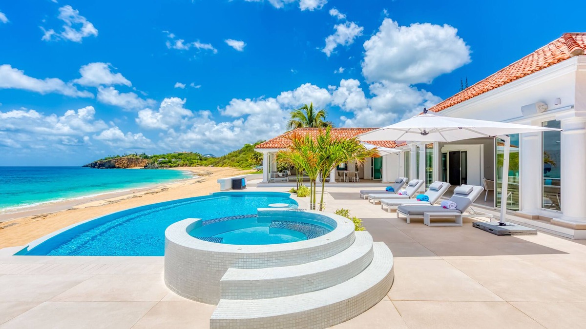 Plum Bay Villa | Villa Carisa Summary: