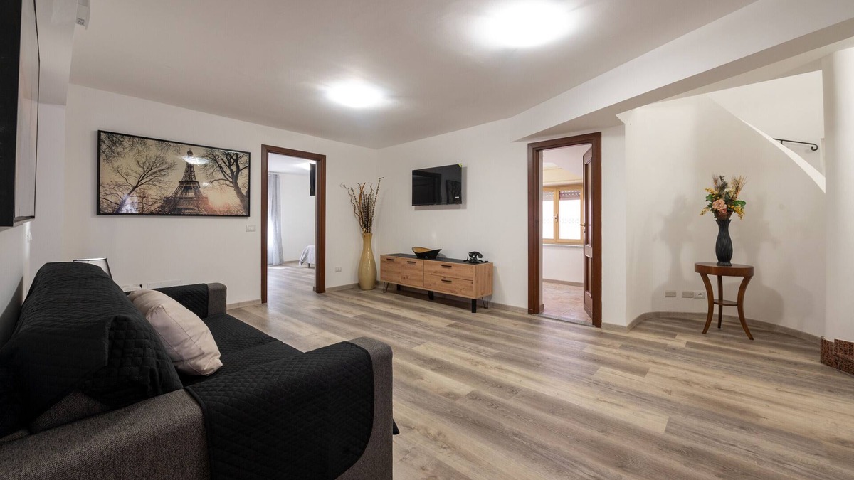 Torre Colonna-sperone Villa | Villa 'Carola Piano Terra' with Shared Pool, Wi-Fi and Air Conditioning