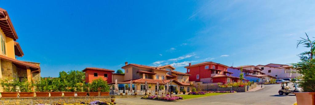 Castelletto d'Orba Resort | Villa Carolina Resort