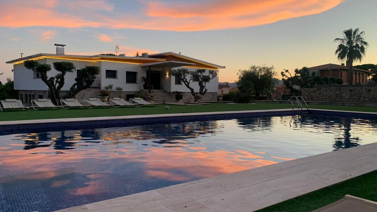 Mataro Villa | Villa Carreras Barcelona