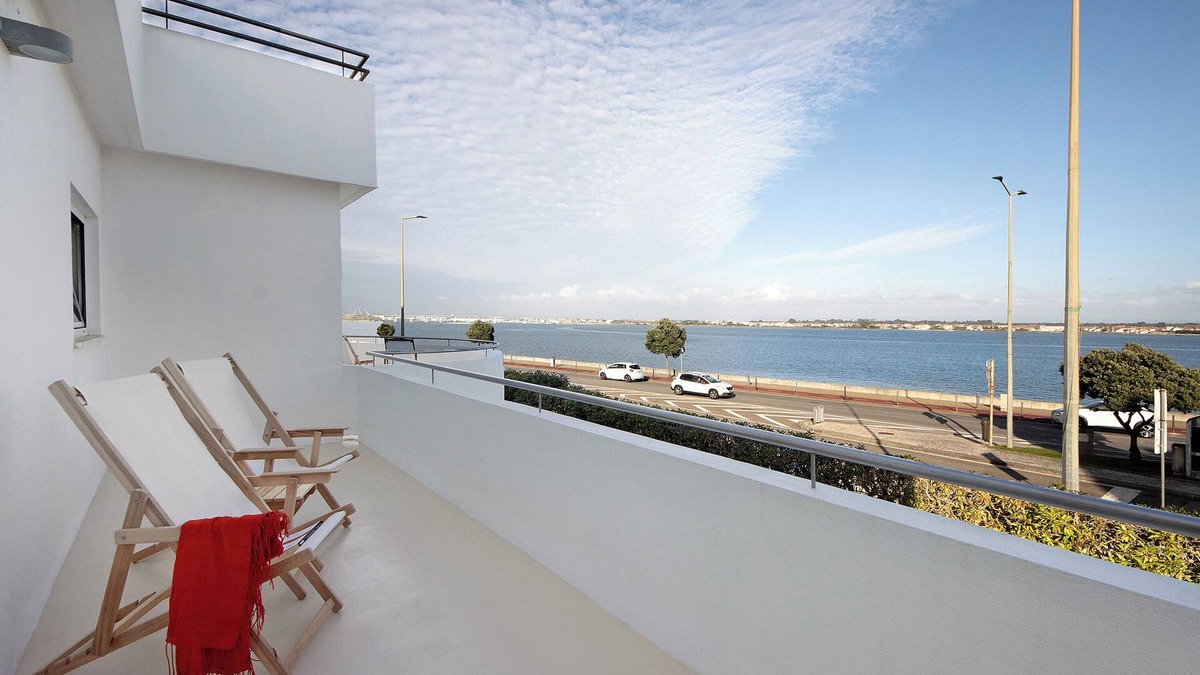 Barra Villa | Villa 'Casa Das Dunas' with Sea View, Private Terrace and Wi-Fi