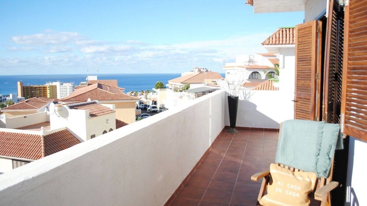 San Eugenio Villa | Villa Casa Blanca