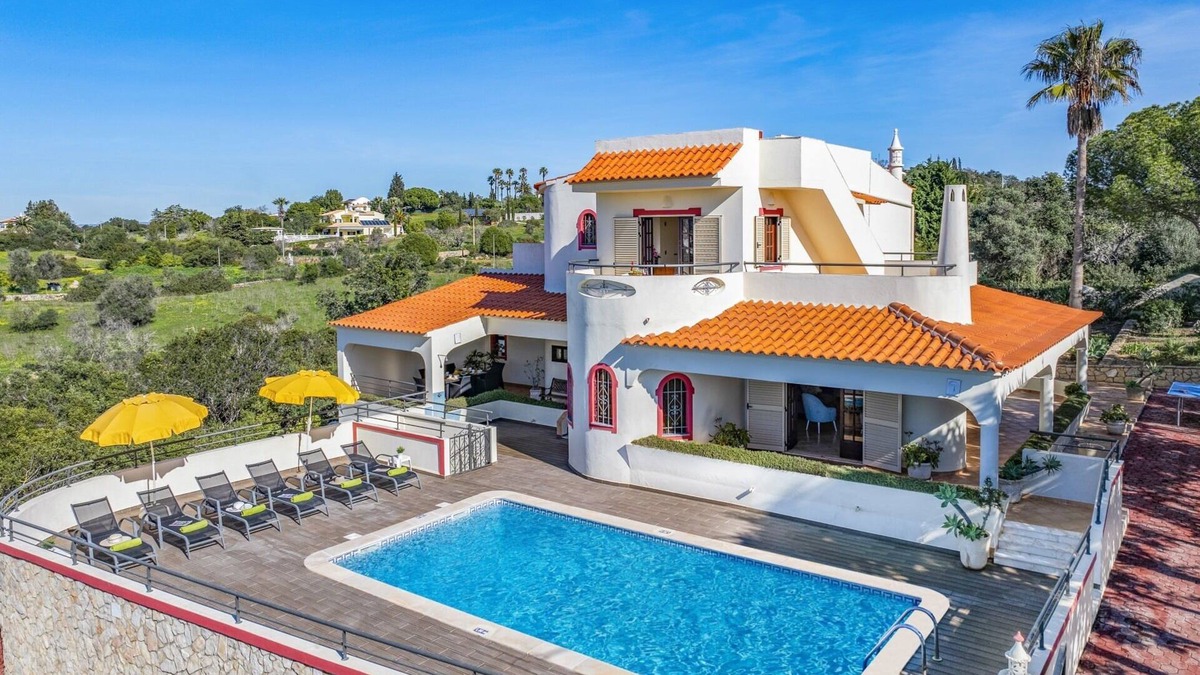 Patroves Villa | Villa Casa Coelho by Villa Plus